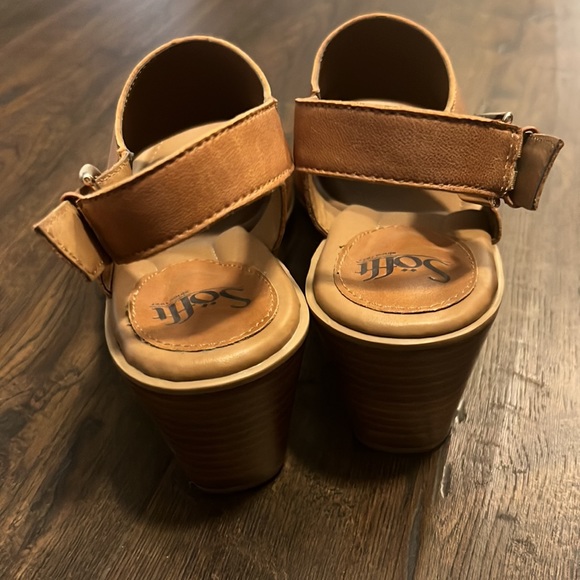 Brown wedges - Picture 3 of 5